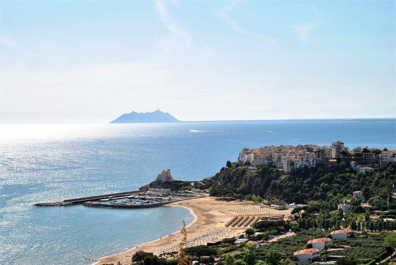 Villa Il Corbezzolo Tra Natura E Mare Sperlonga Eksteriør billede